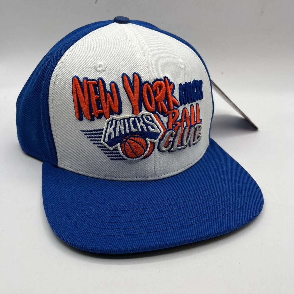 Pro Standard NBA NEW YORK KNICKS RETRO MOTION WHITE BLUE WOOL SNAPBACK NEW
